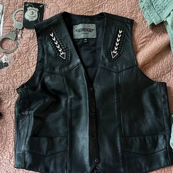 Dog the Bounty Hunter cute Halloween costume | all accessories plus vest - Picture 8 of 10